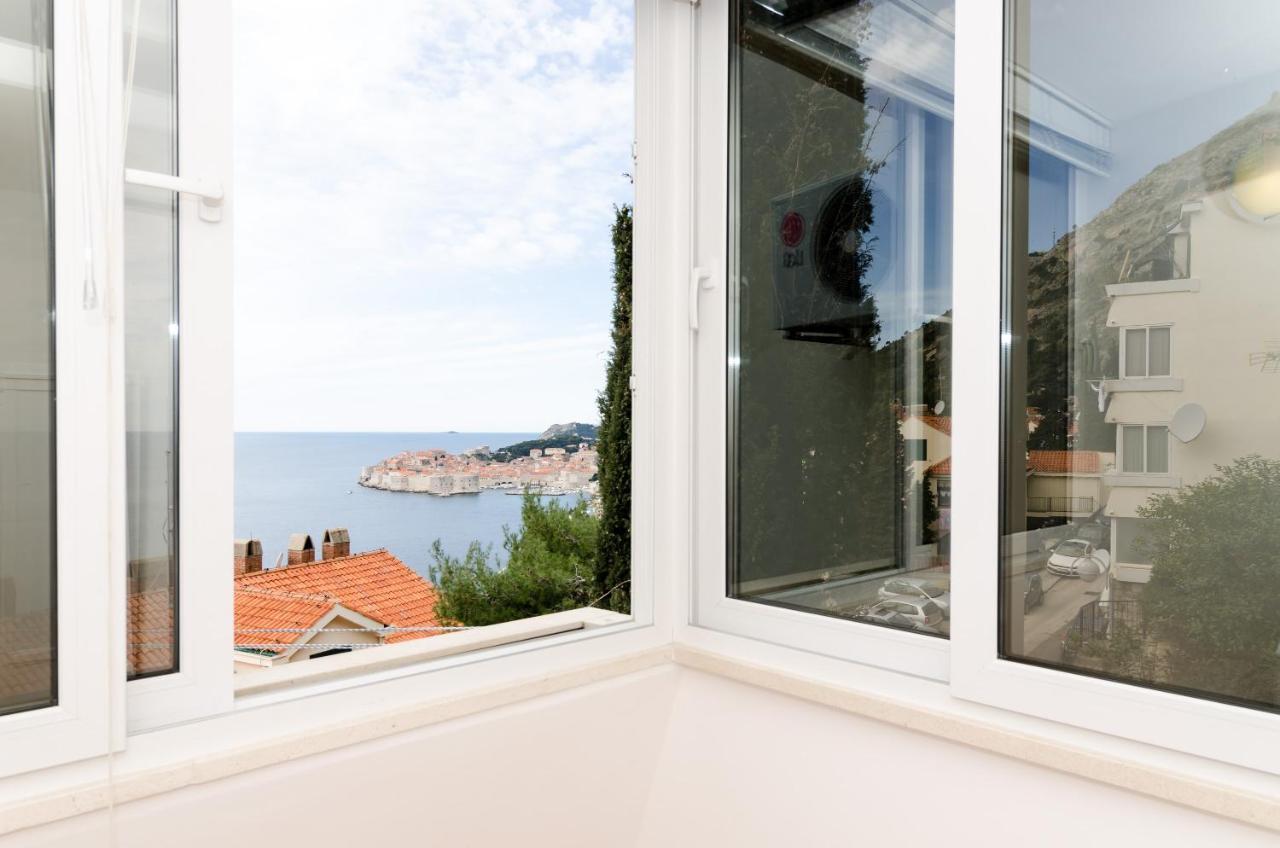 Apartment Zlatni Potok - Best View Of The Old Town Dubrovnik Exterior photo
