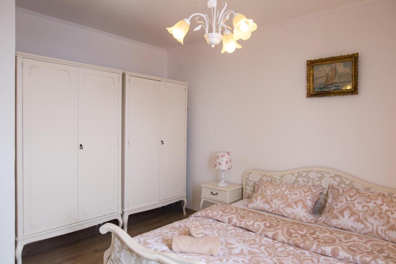 Apartment Zlatni Potok - Best View Of The Old Town Dubrovnik Exterior photo